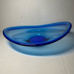 MCM Aqua Blue Glass Art Irregular Shaped Oval Bowl Per Lutken Holemgaard Style